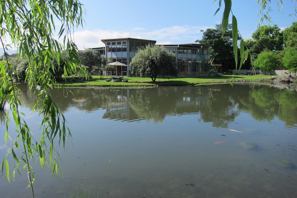 Green Willow House Bed & Breakfast Hualien City Exterior photo